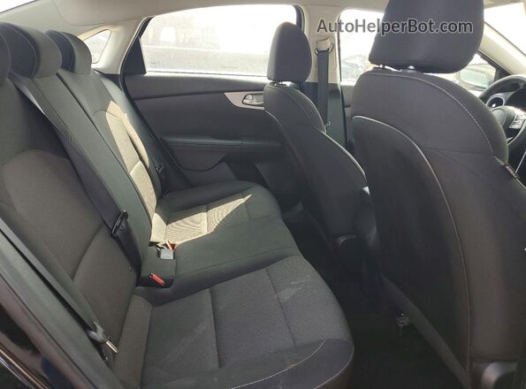 3KPF24AD8PE612140 2023 KIA FORTE Black Rear seats view