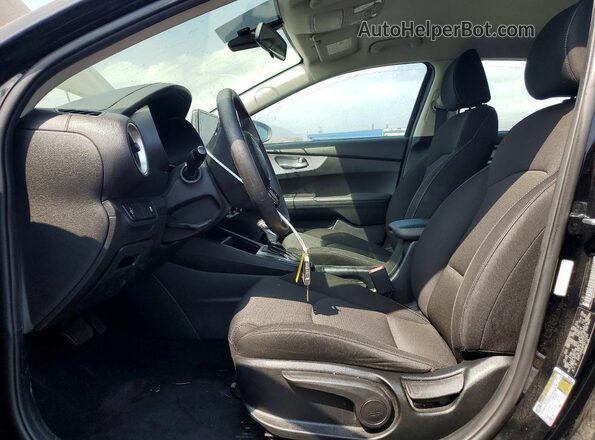 3KPF24AD8PE612140 2023 KIA FORTE Black Front interior view