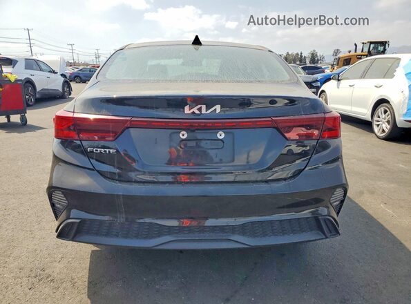 3KPF24AD8PE612140 2023 KIA FORTE Black Rear view
