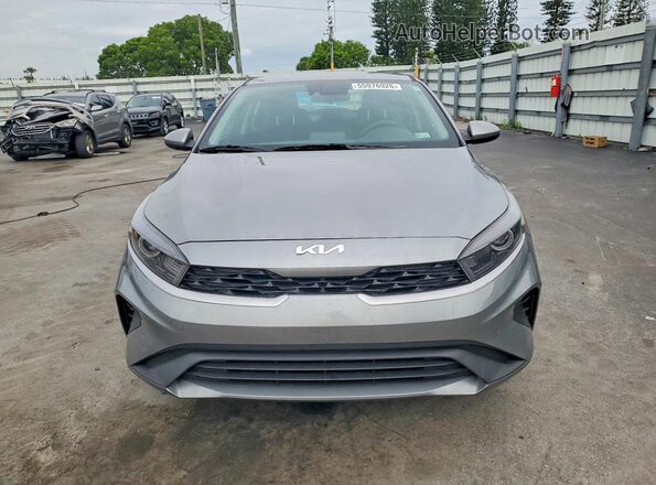 3KPF24AD8PE663041 2023 KIA FORTE Gray Vista frontal
