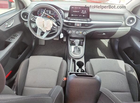 3KPF24AD8PE678977 2023 KIA FORTE Red წინა პანელის ხედი
