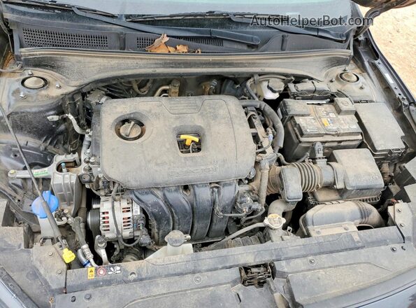 3KPF24AD8RE713049 2024 KIA FORTE Gray Widok wnętrza z tyłu