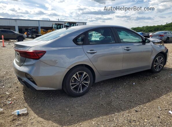 3KPF24AD8RE715500 2024 KIA FORTE Gray Rear right