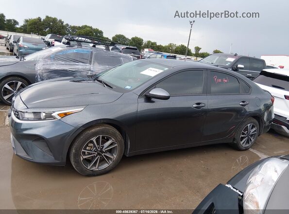 3KPF24AD8RE723628 2024 KIA FORTE Gray 