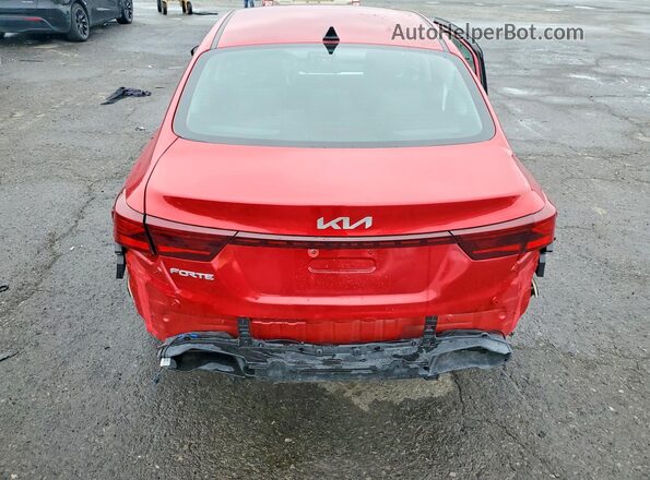 3KPF24AD8RE741109 2024 KIA FORTE Red Вид ззаду