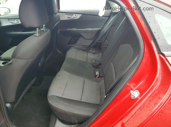 3KPF24AD8RE741109 2024 KIA FORTE Red Вид задніх сидінь