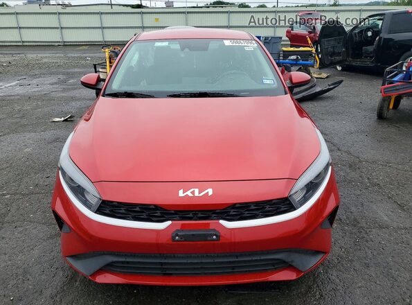 3KPF24AD8RE741109 2024 KIA FORTE Red Вид спереду