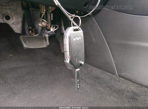 3KPF24AD8RE773638 2024 KIA FORTE Black Vista del salpicadero