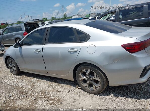 3KPF24AD9KE046823 2019 KIA FORTE Silver 360 interior view