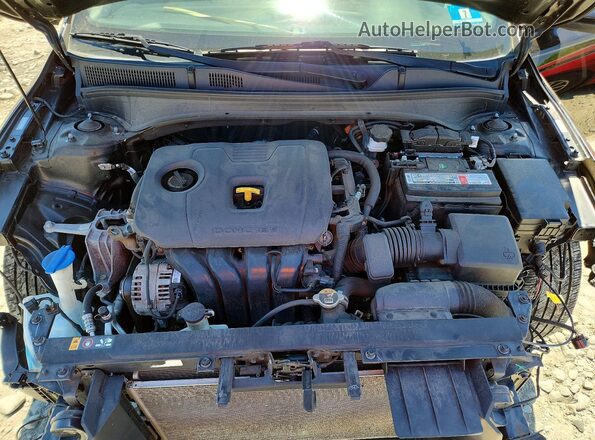 3KPF24AD9LE167918 2020 KIA FORTE Черный Вид задней части салона