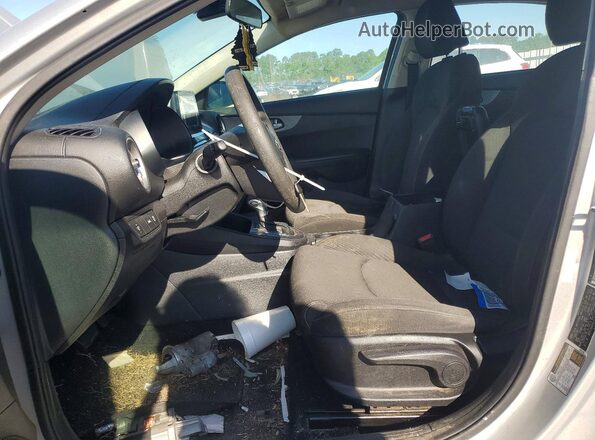 3KPF24AD9LE170642 2020 KIA FORTE Silver Widok wnętrza z przodu