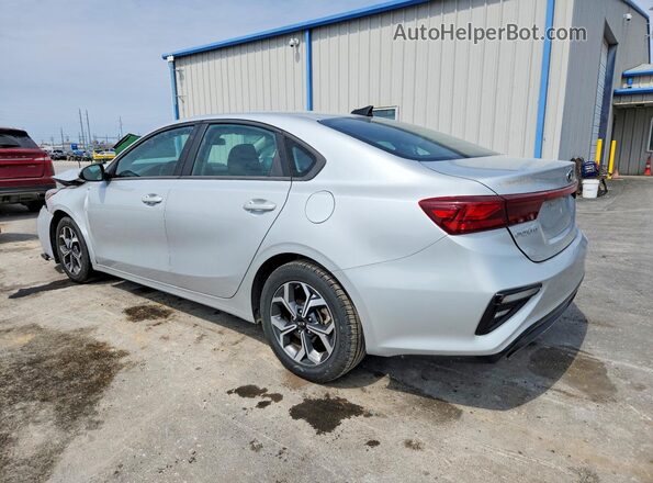 3KPF24AD9ME335221 2021 KIA FORTE Silver Rear left