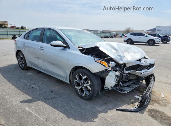 3KPF24AD9ME335221 2021 KIA FORTE Silver Front right