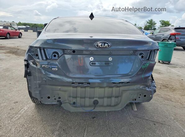 3KPF24AD9ME376917 2021 KIA FORTE Gray უკანა ხედი