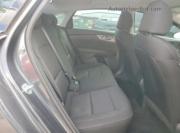 3KPF24AD9ME376917 2021 KIA FORTE Gray უკანა სავარძლების ხედი