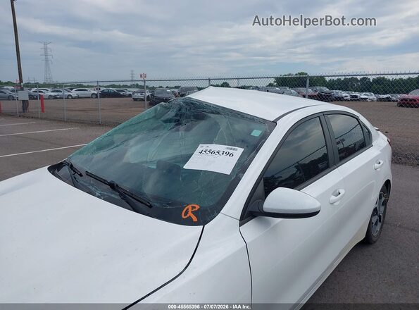 3KPF24AD9ME395242 2021 KIA FORTE White 
