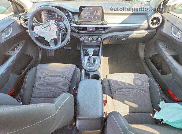 3KPF24AD9NE498582 2022 KIA FORTE Белый Вид панели приборов