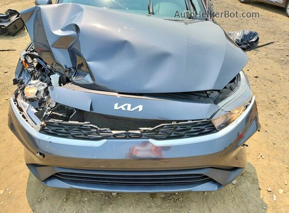 3KPF24AD9PE504089 2023 KIA FORTE Серый Вид задней части салона