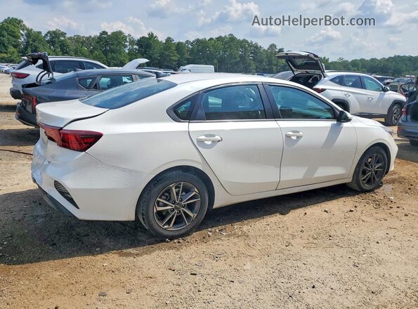 3KPF24AD9PE532541 2023 KIA FORTE Белый Задняя правая четверть