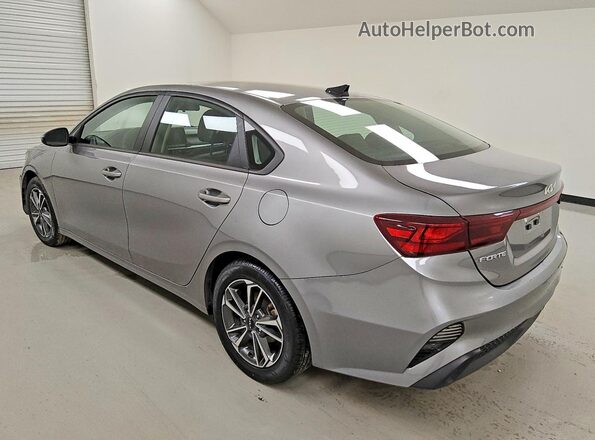 3KPF24AD9PE623048 2023 KIA FORTE Silver Tył lewy