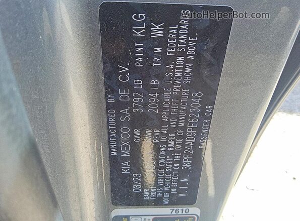 3KPF24AD9PE623048 2023 KIA FORTE Silver Widok komory silnika
