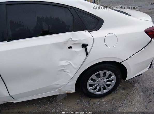 3KPF24AD9RE768738 2024 KIA FORTE White 