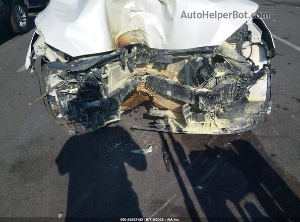 3KPF24AD9RE836424 2024 KIA FORTE White Vista frontal