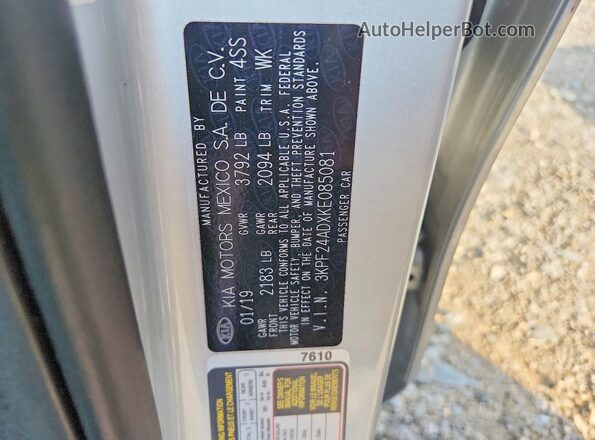 3KPF24ADXKE085081 2019 KIA FORTE Silver Vista del compartimento del motor