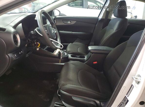 3KPF24ADXME334076 2021 KIA FORTE White წინა სალონის ხედი