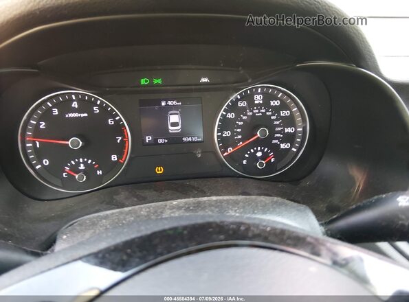 3KPF24ADXME379664 2021 KIA FORTE Red Widok tylnych siedzeń