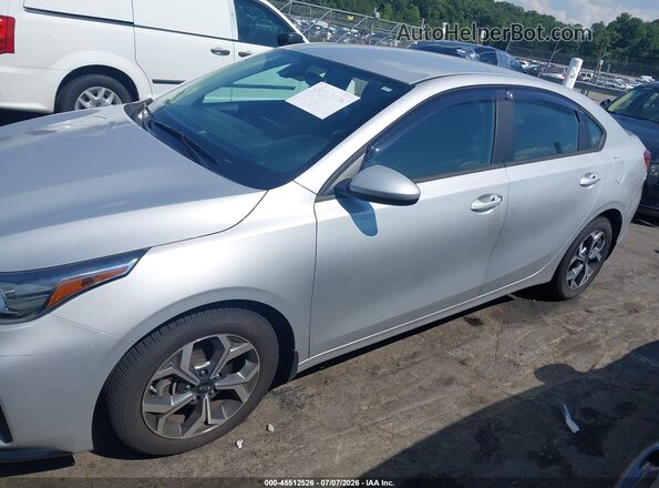3KPF24ADXME389630 2021 KIA FORTE Silver Widok wnętrza 360 stopni