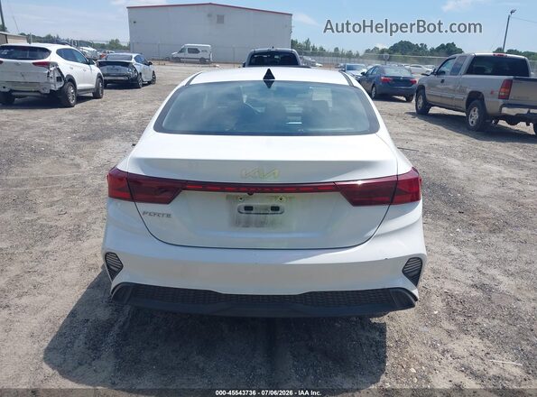 3KPF24ADXNE467356 2022 KIA FORTE White 