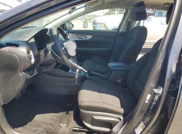 3KPF24ADXNE471911 2022 KIA FORTE Gray Вид салону спереду