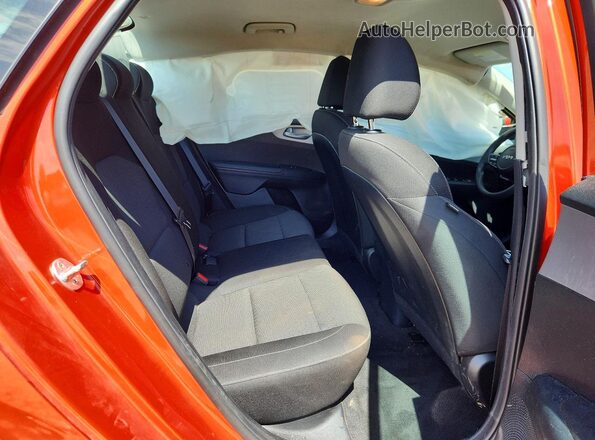 3KPF24ADXPE509463 2023 KIA FORTE Orange Вид задніх сидінь