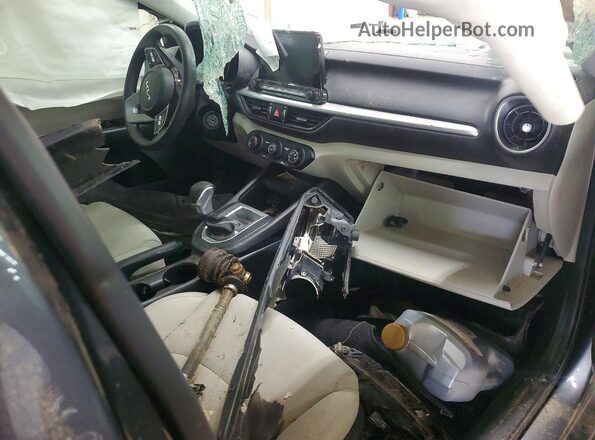 3KPF24ADXPE513612 2023 KIA FORTE Gray Առջևի վահանակի տեսք