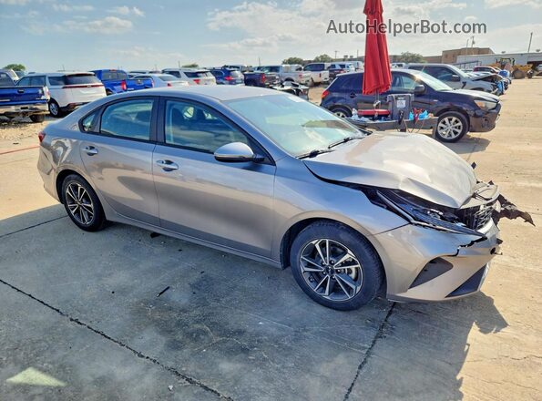 3KPF24ADXPE574152 2023 KIA FORTE Серый Передняя правая четверть