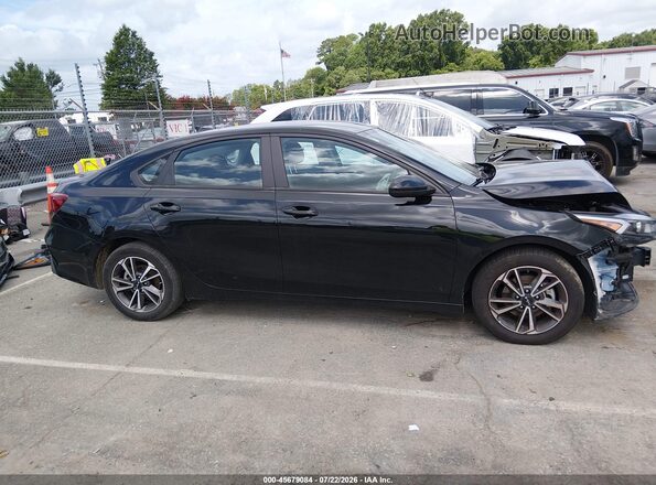 3KPF24ADXPE579061 2023 KIA FORTE Black Սալոնի 360 աստիճան տեսք