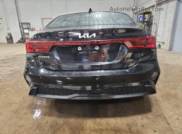 3KPF24ADXPE596930 2023 KIA FORTE Black Widok wnętrza 360 stopni