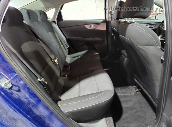 3KPF24ADXPE681136 2023 KIA FORTE Blue უკანა სავარძლების ხედი