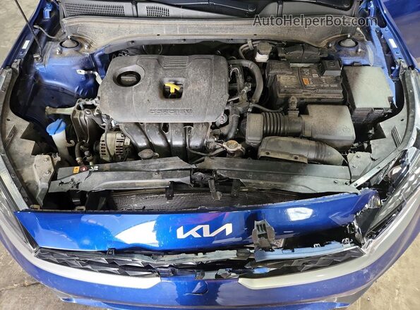 3KPF24ADXPE681136 2023 KIA FORTE Blue უკანა სალონის ხედი