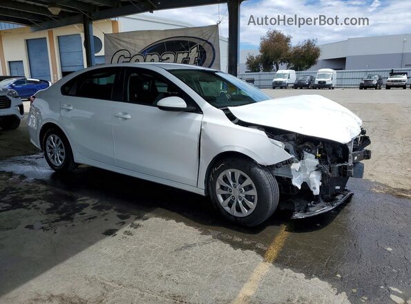 3KPF24ADXRE699073 2024 KIA FORTE White Передня права чверть