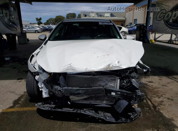 3KPF24ADXRE699073 2024 KIA FORTE White Вид спереду