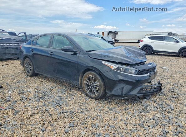 3KPF24ADXRE725025 2024 KIA FORTE Черный Передняя правая четверть