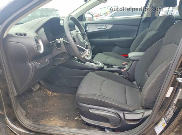 3KPF24ADXRE725025 2024 KIA FORTE Черный Вид салона спереди