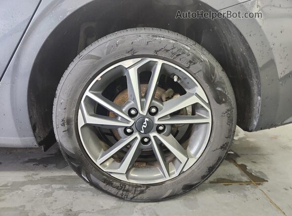 3KPF24ADXRE755030 2024 KIA FORTE Charcoal 