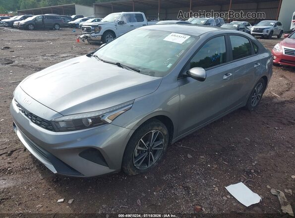 3KPF24ADXRE756579 2024 KIA FORTE Gray Передня ліва чверть
