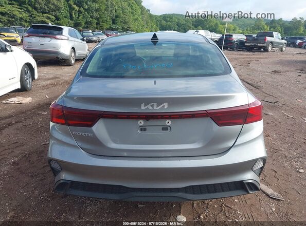 3KPF24ADXRE756579 2024 KIA FORTE Gray 