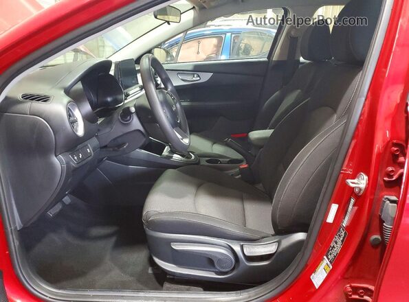 3KPF24ADXRE834701 2024 KIA FORTE Red წინა სალონის ხედი