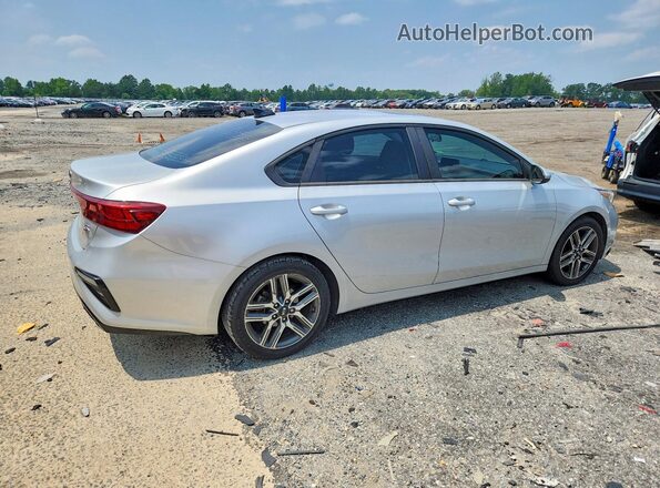 3KPF34AD0KE015926 2019 KIA FORTE Серебряный Задняя правая четверть
