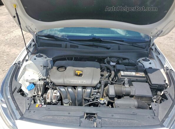 3KPF34AD1ME369666 2021 KIA FORTE Белый Вид задней части салона